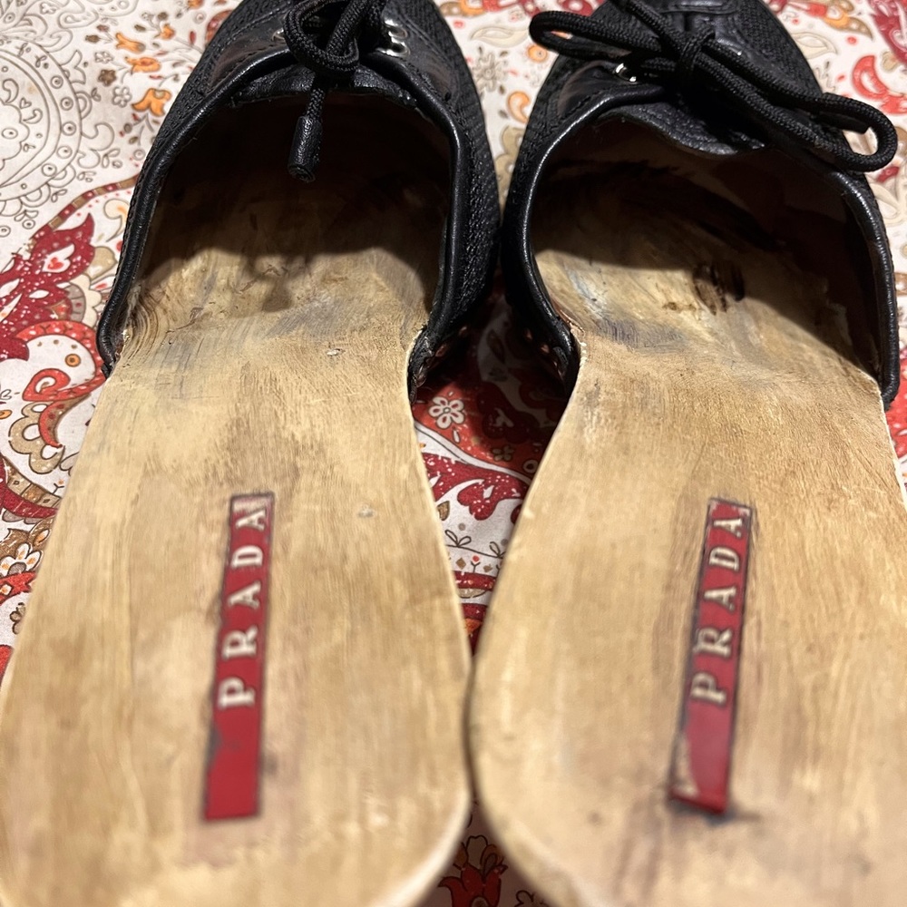 Authentic Prada heels - Picture 5 of 6